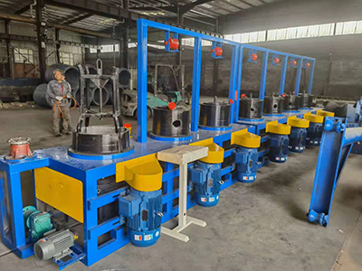 Pulley type wire drawing machine
