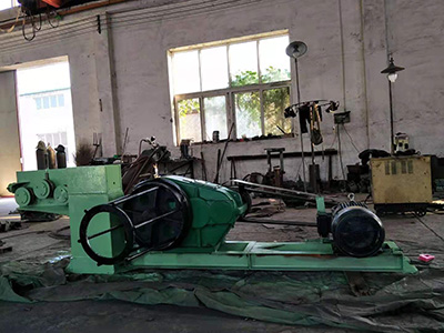 Horizontal wire drawing machine
